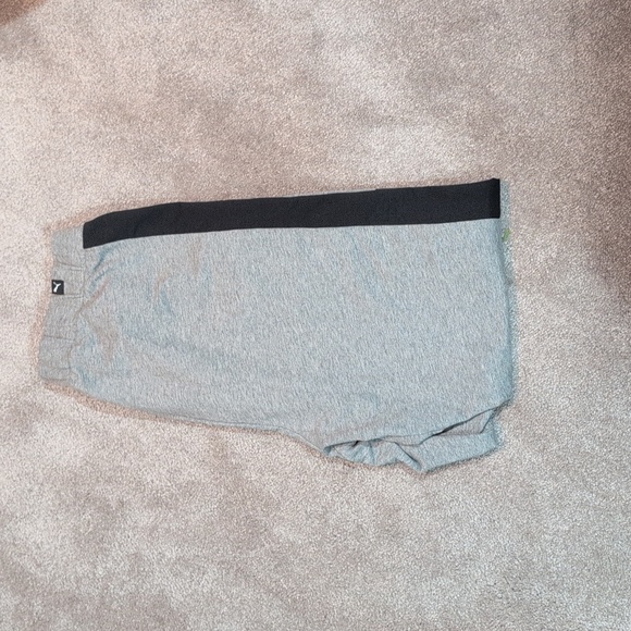 Puma 3/4 Length Joggers - Picture 4 of 4